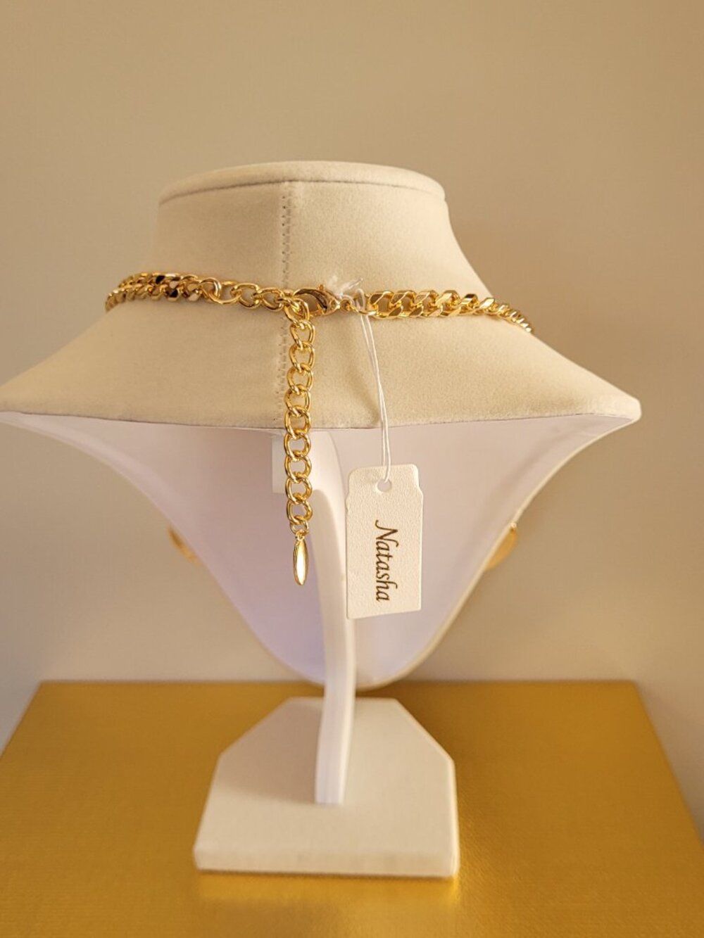 Leopard Print Statement Necklace. Gold Tone. Sparkling Crystal Accents. Natasha. - Picture 10 of 17